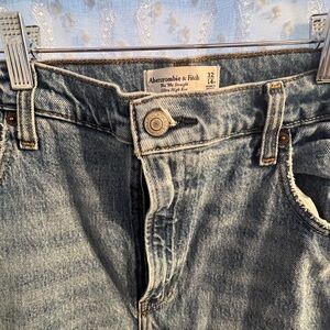 Abercrombie & Fitch 90s straight ultra high rise jeans